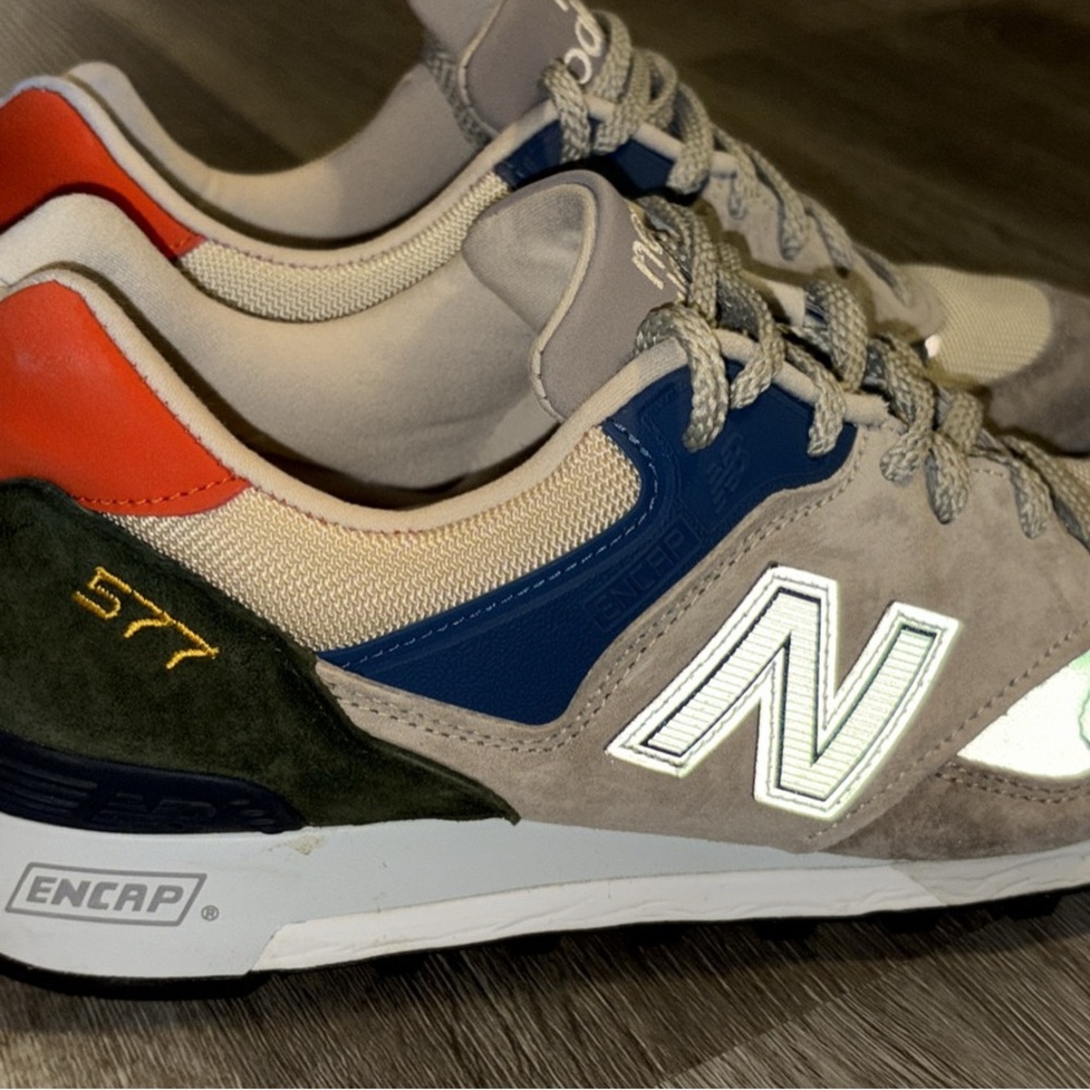 Size 8 - New Balance Mens 577 Made In England Sand Running Shoes or OBO